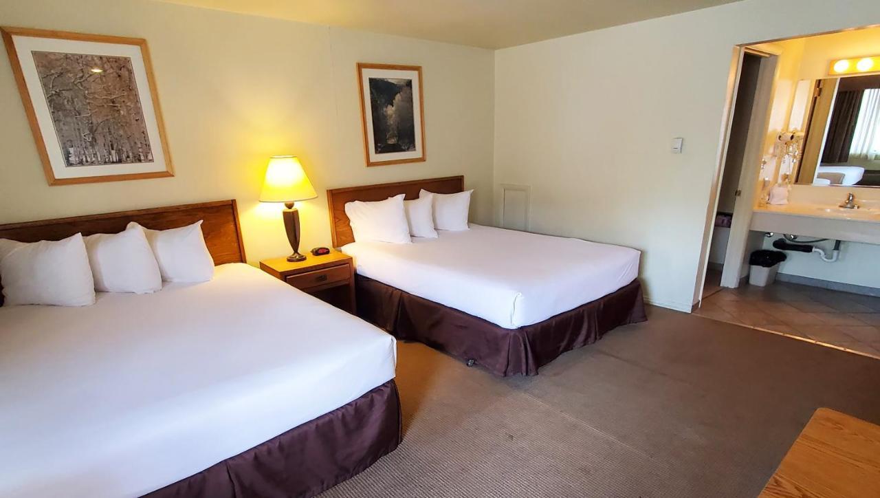 Magnuson Hotel Ілі Екстер'єр фото