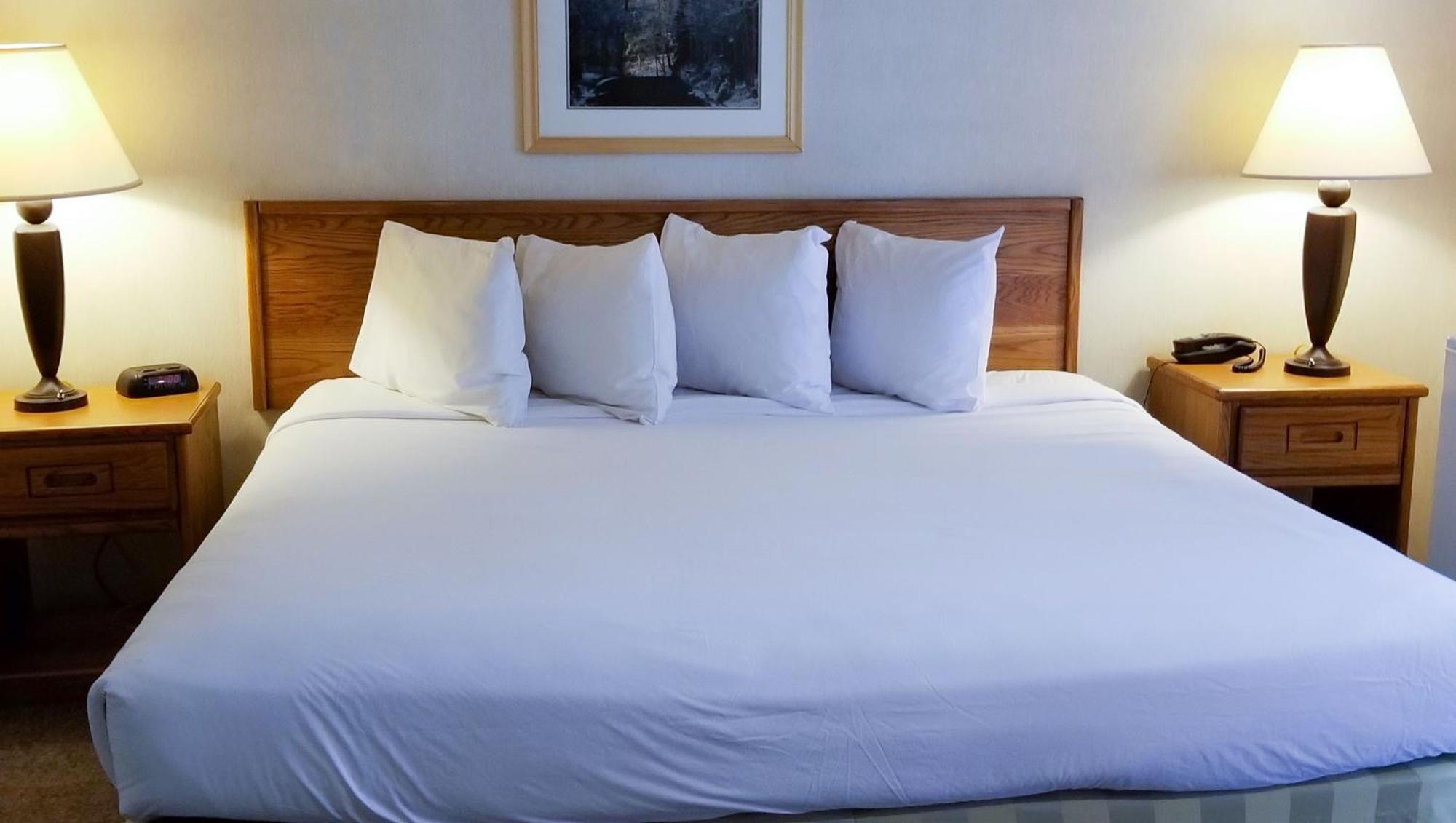 Magnuson Hotel Ілі Екстер'єр фото